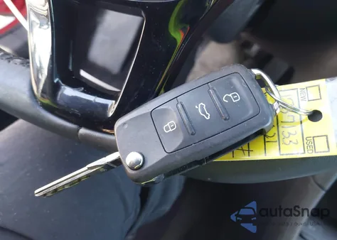 2021 Volkswagen Passat 2.0T S z USA, uszkodzony, nr VIN 1VWAA7A32MC016091